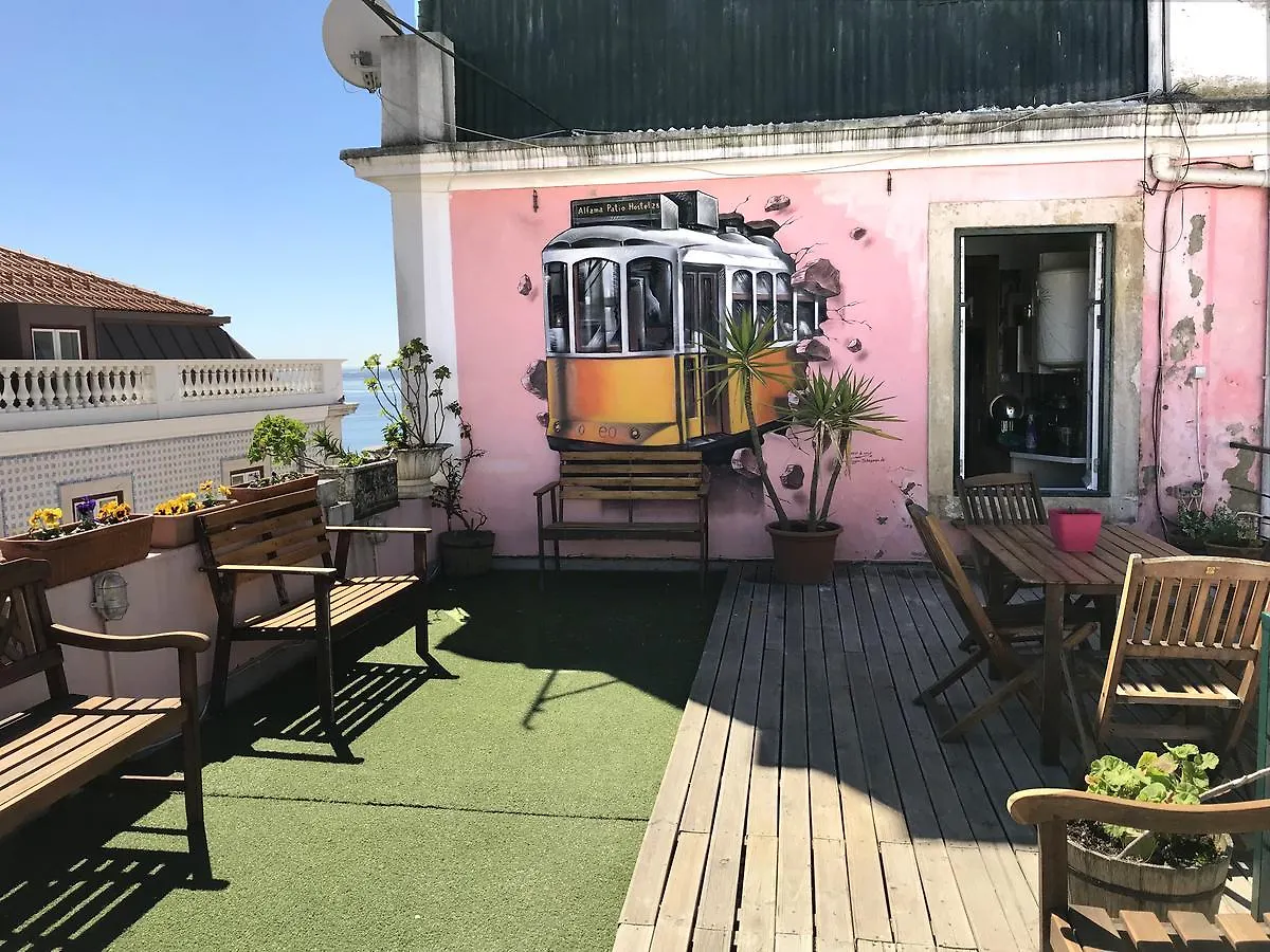 Alfama Patio Apartments Lisbon