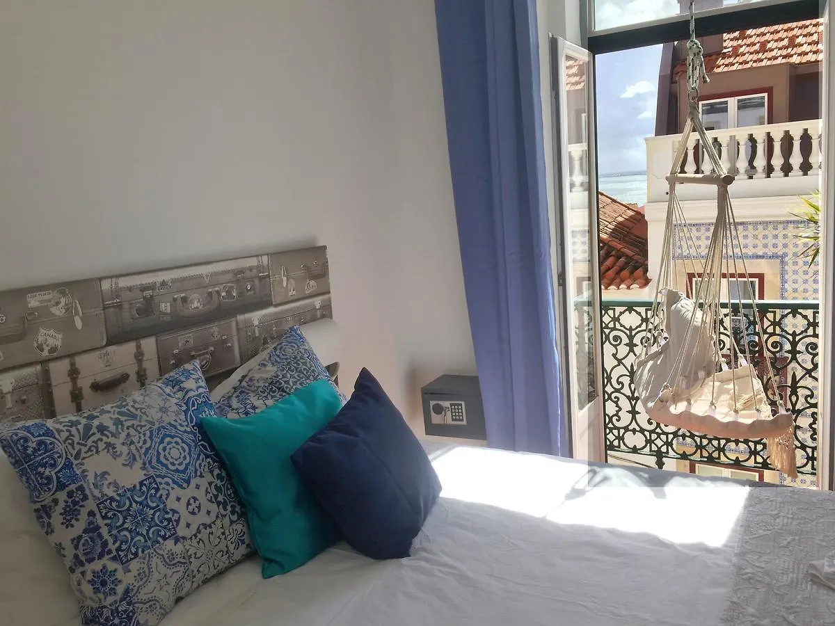 Alfama Patio Apartments Lisbon