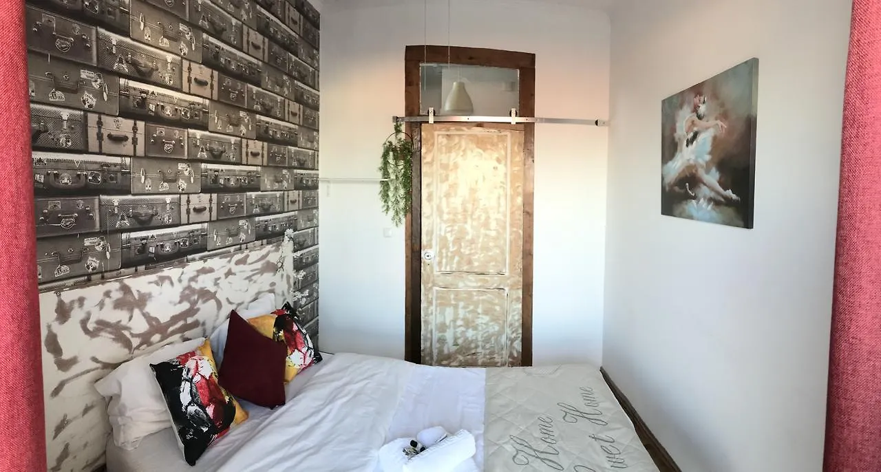 Alfama Patio Apartments Lisbon