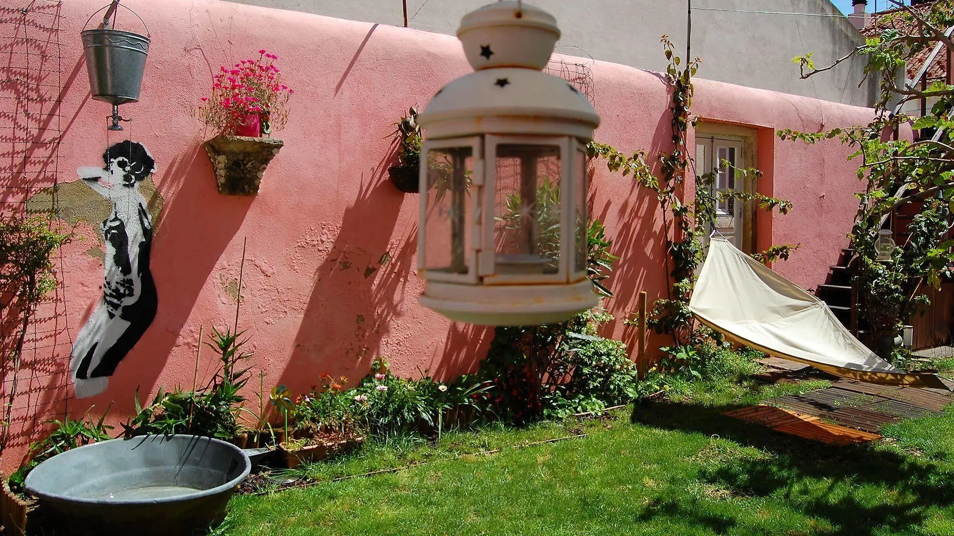Alfama Patio Apartments Lisbon