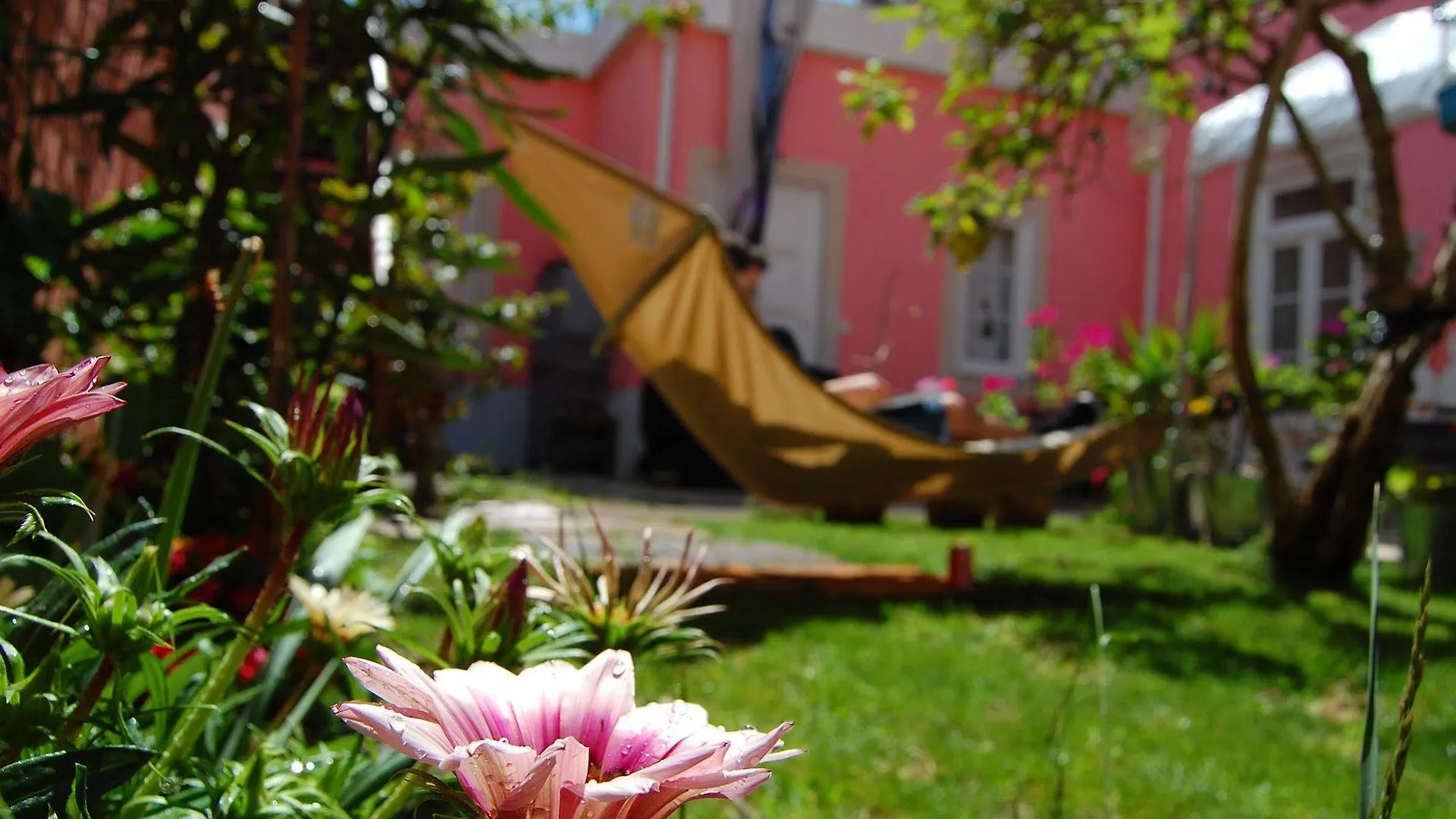 Alfama Patio Apartments Lisbon